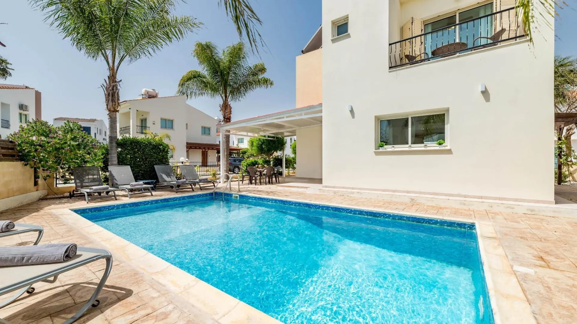 פרוטאראס Pernera Blue Villa קפריסין