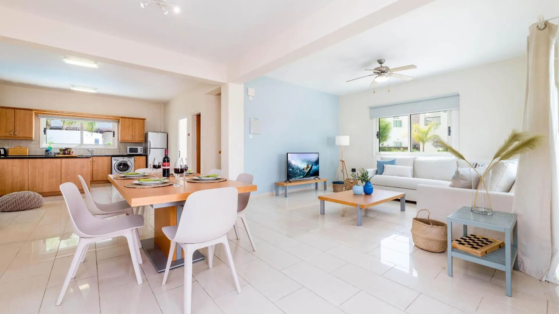 פרוטאראס Pernera Blue Villa 0*,  קפריסין