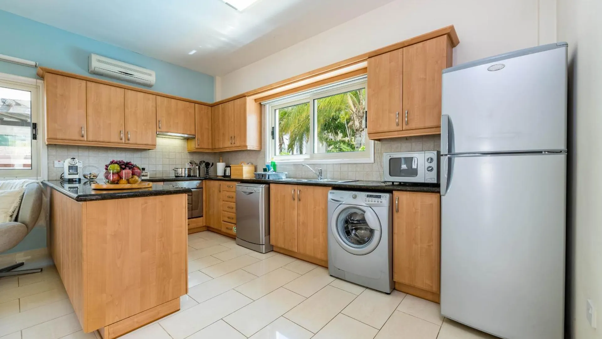 Pernera Blue Villa Protaras 0*,